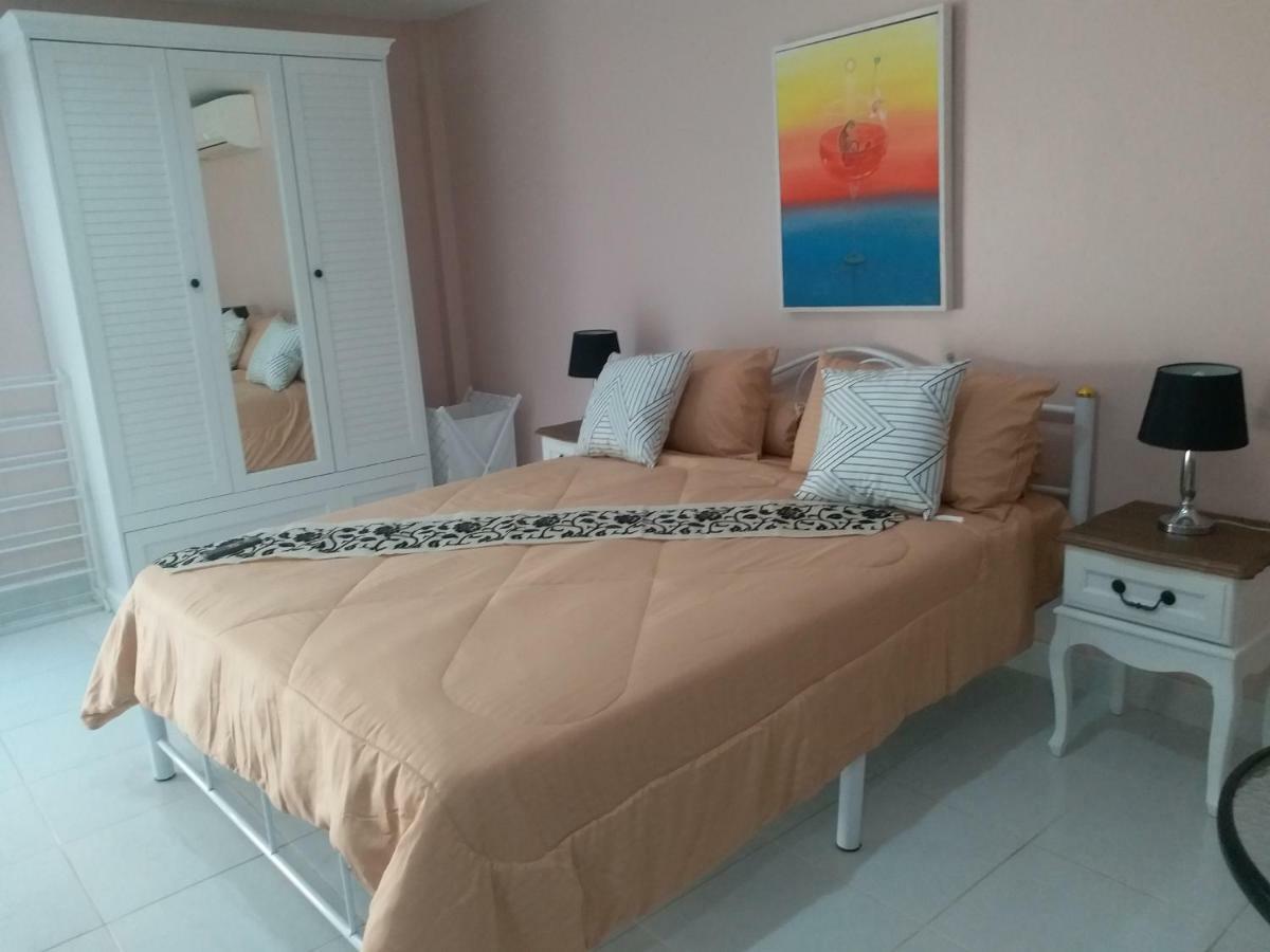 Résidence Chez Nous Phuket Rawai Extérieur photo