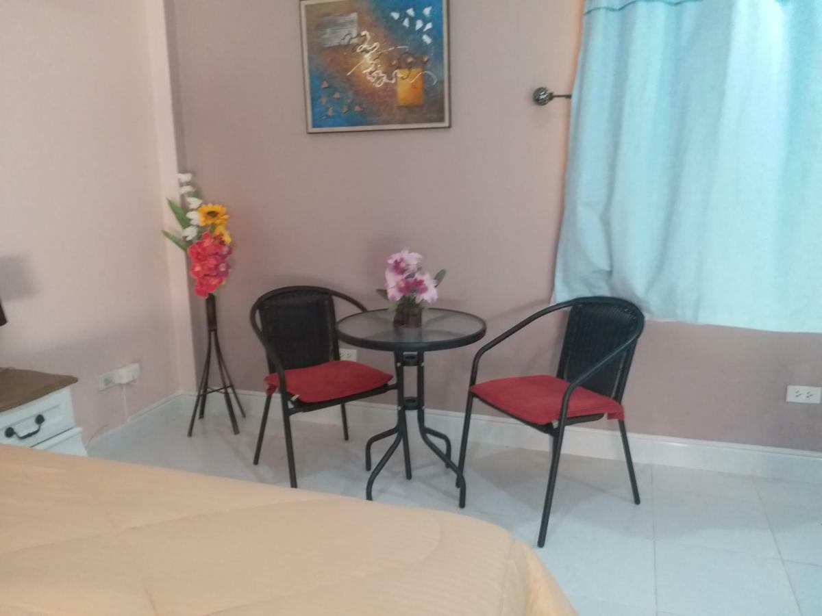 Résidence Chez Nous Phuket Rawai Extérieur photo