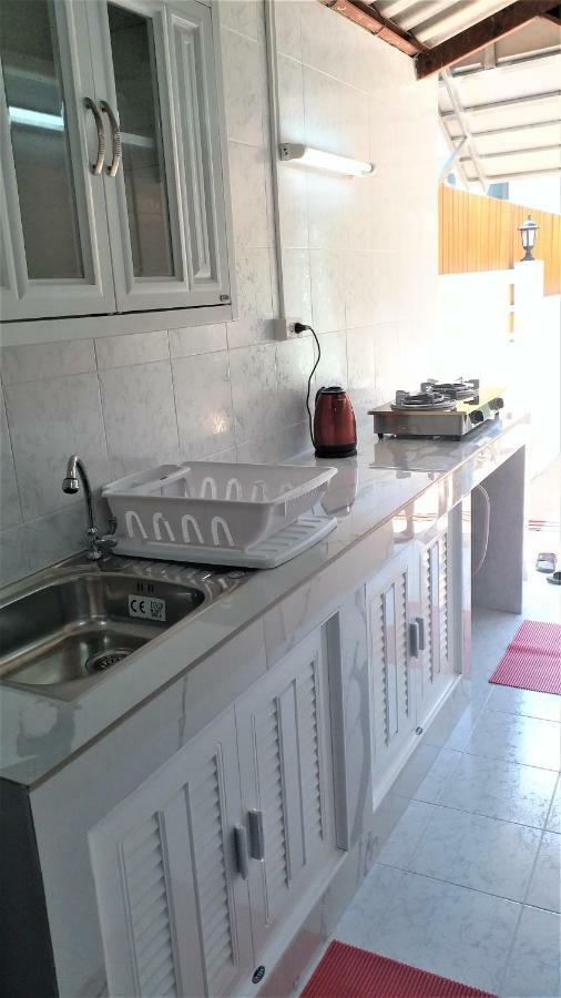 Résidence Chez Nous Phuket Rawai Extérieur photo